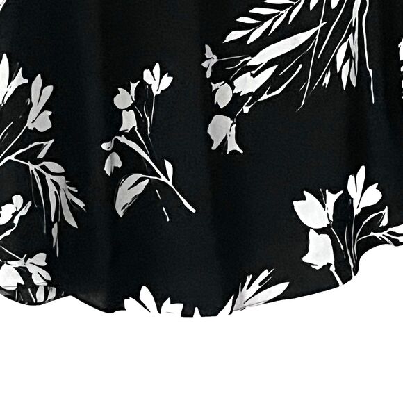 GRACE‎ "The Perfect Fit" Black Floral Flare Sleeve Blouse Size Large Romantic - Picture 7 of 7